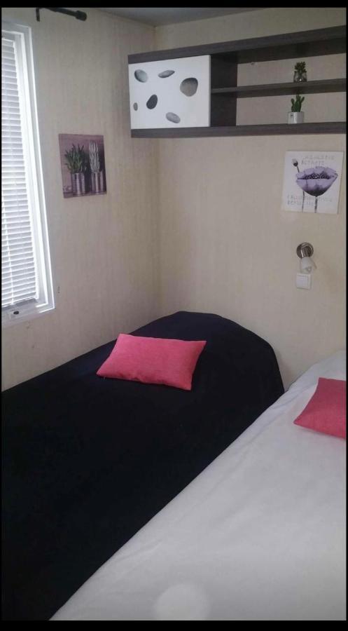 Mobilhomme bungalow 6 personnes villeneuve loubet marina baie des anges Extérieur photo