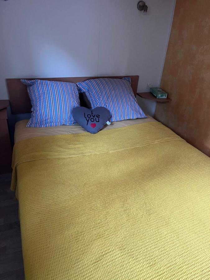 Mobilhomme bungalow 6 personnes villeneuve loubet marina baie des anges Extérieur photo