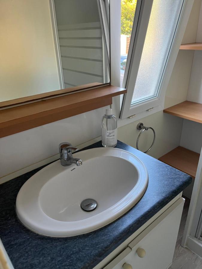 Mobilhomme bungalow 6 personnes villeneuve loubet marina baie des anges Extérieur photo