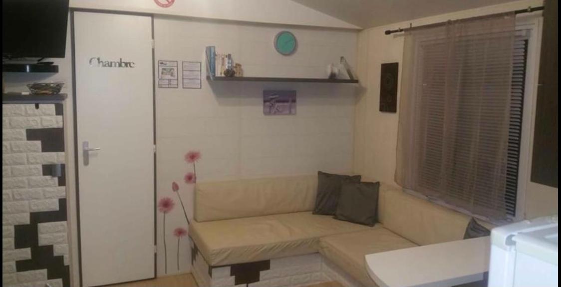 Mobilhomme bungalow 6 personnes villeneuve loubet marina baie des anges Extérieur photo